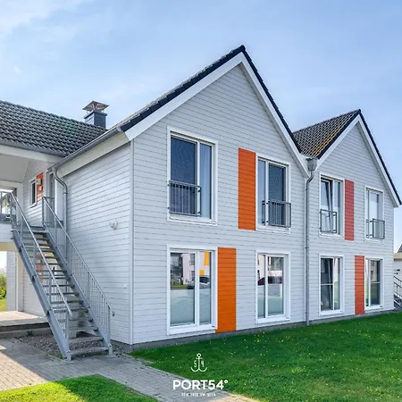 La Apartment *